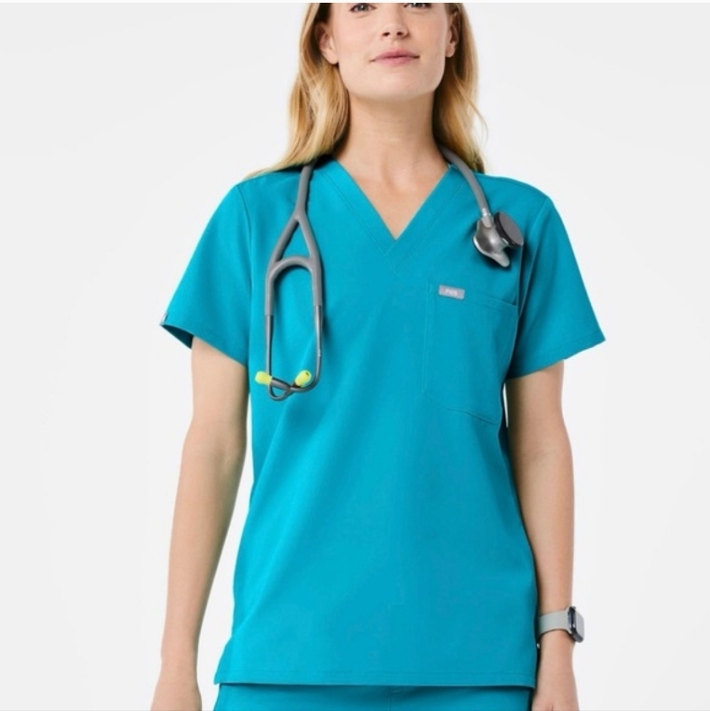 Figs Teal Catarina One-Pocket Scrub Top